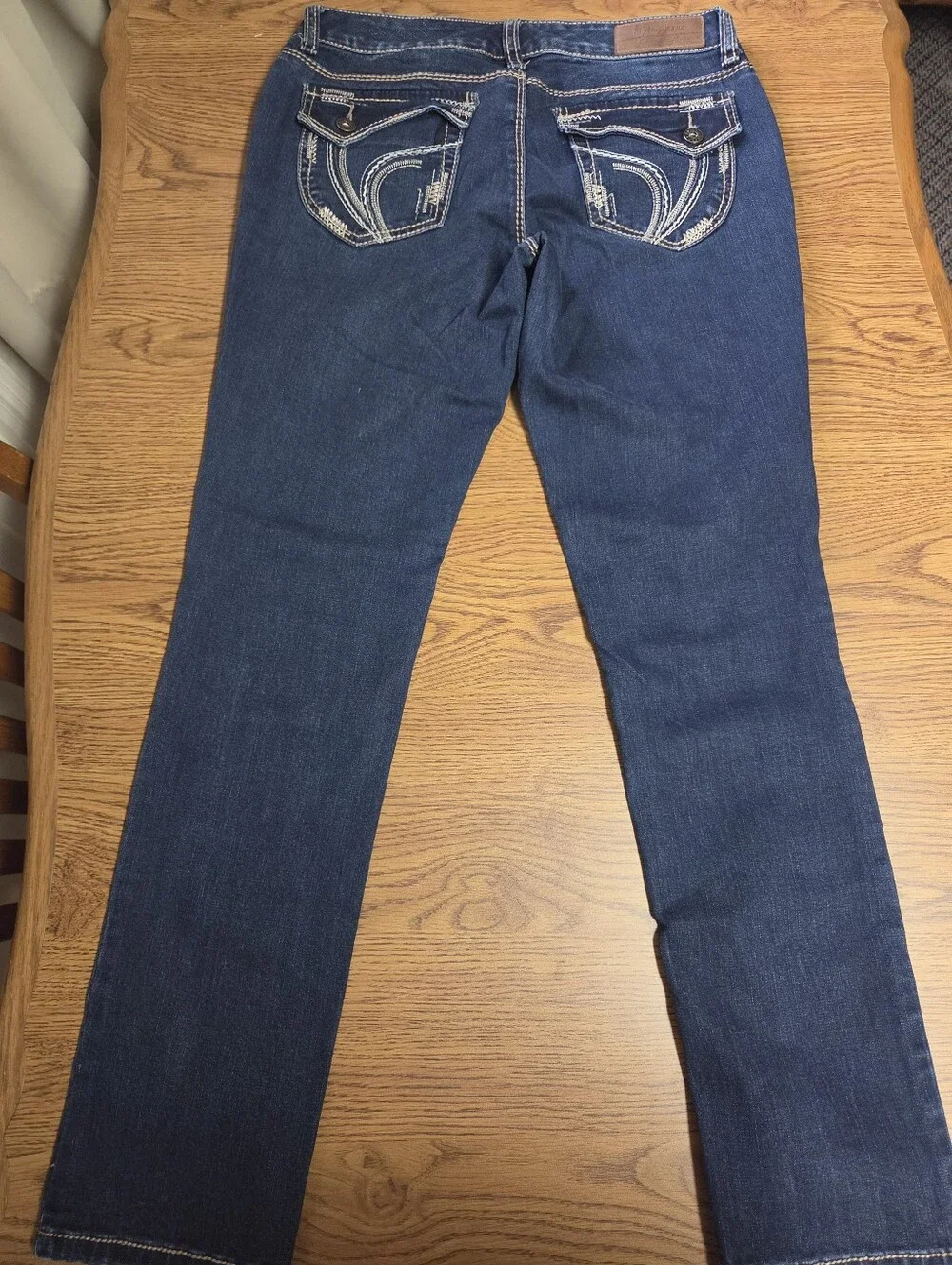 Ariya Classic Midwash Blue Jeans Size 9/10